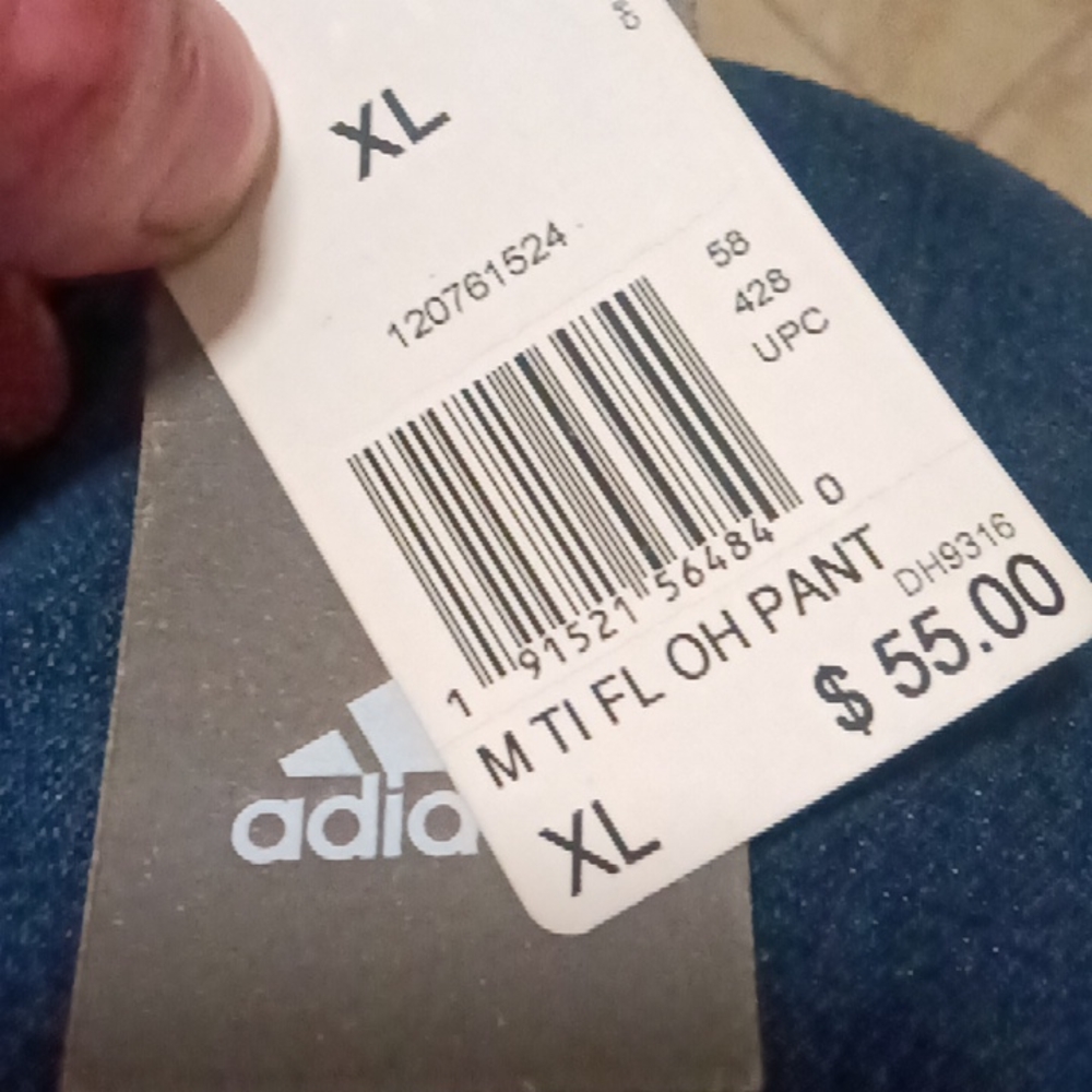 BNWT Men's XL Adidas sweatpants